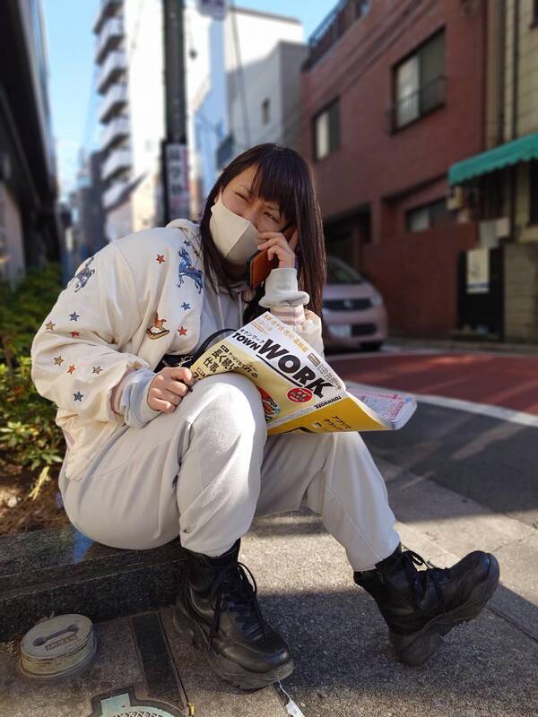 荒川フォト 就活女子にポーズをとってもらった